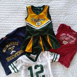 Wisconsin sports apparel Packers Badgers Brewers